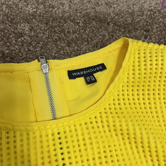 Yellow Outfit - Picture 6 of 7